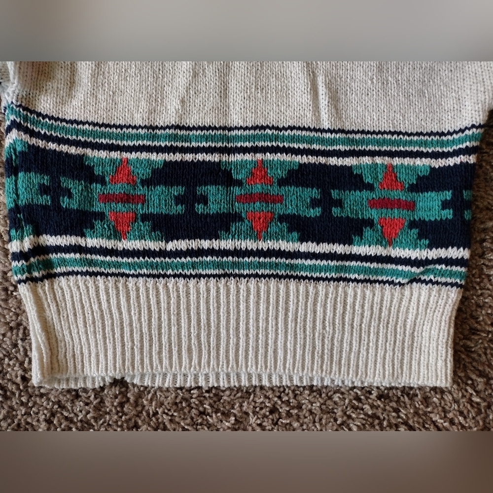 American Eagle Southwestern Aztec Short Sleeve Knit Sweater Small Petite - Picture 4 of 12